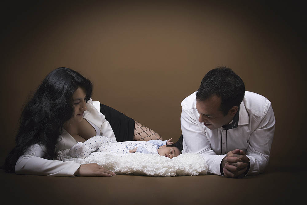 Fotografo familiar, sesión fotográfica bebe, newborn Zaragoza