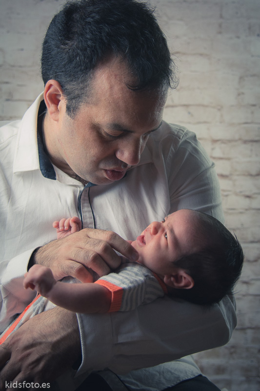 Fotografo familiar, sesión fotográfica bebe, newborn Zaragoza 2
