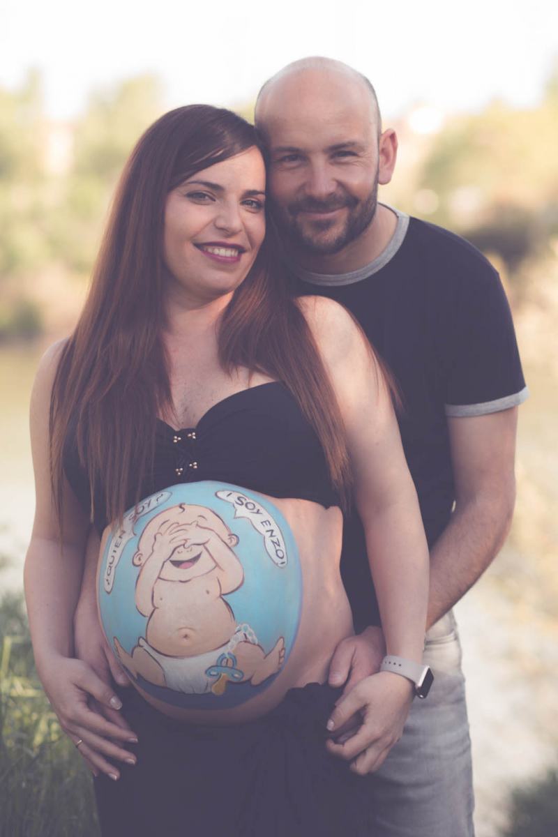 Sesión fotografía belly paint/ body paint premamá embarazo en Zaragoza