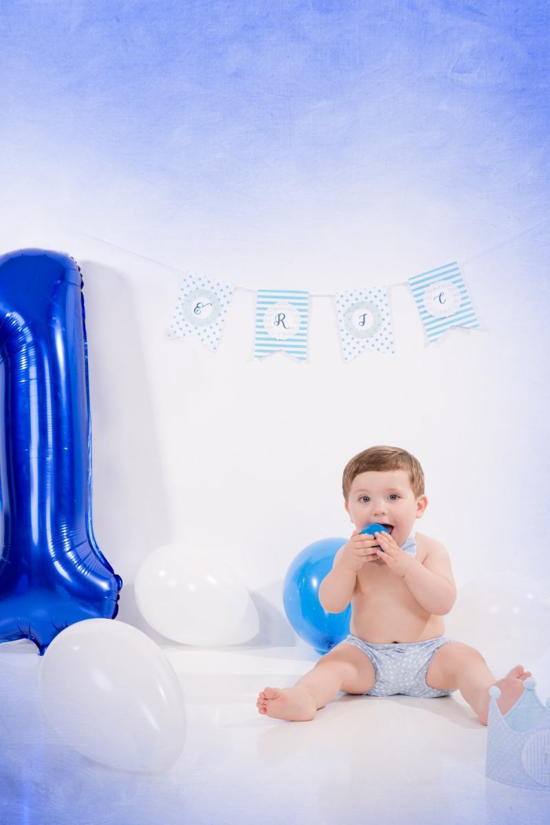 Sesión bebé Smash Cake, fotografía 1 año en estudio en Zaragoza 2