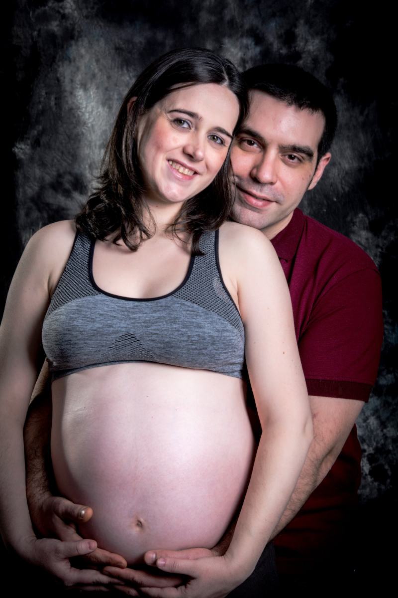 Sesión Fotográfica Premamá en estudio Zaragoza 4