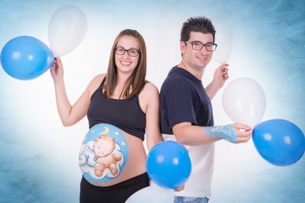sesión fotográfica premamá en exterior y estudio en zaragoza con belly painting 10