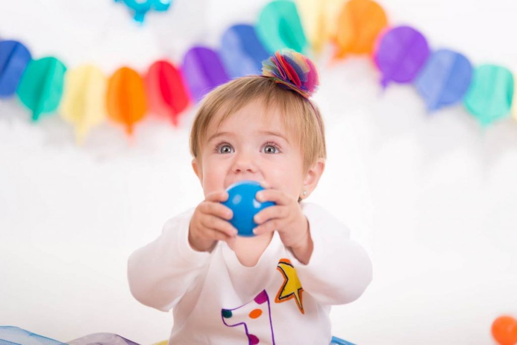 sesión smash cake sesión fotografía primer año. fotografía infantil fotografía bebé 12 meses 10