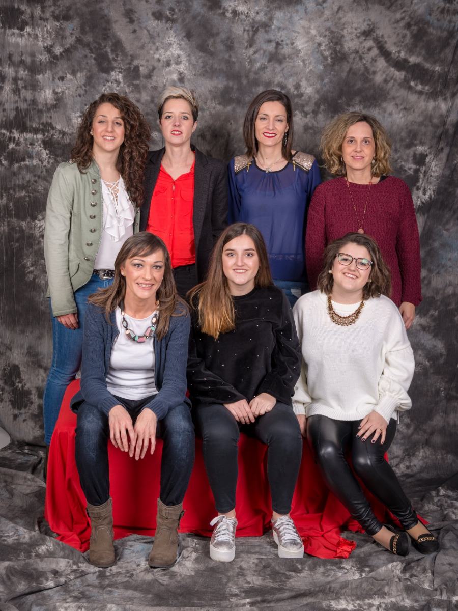 sesiones fotograficas de grupo en zaragoza fotografia de fam Sesiones fotográficas de  grupo en Zaragoza, fotografía de