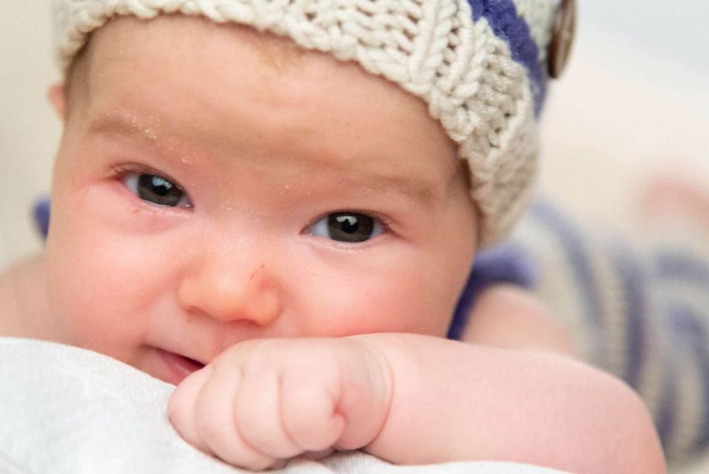 fotografía recién nacido sesión new born en zaragoza. reportaje bebe . fotografía infantil 03