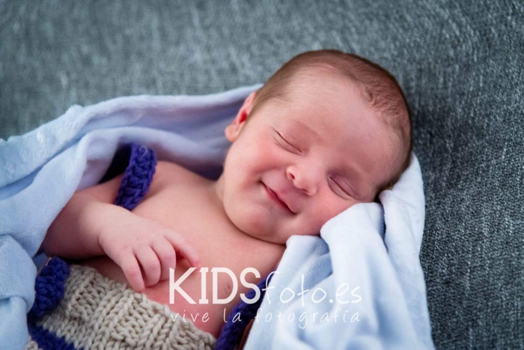 fotografía recién nacido new born. fotografía de bebe en zaragoza 03