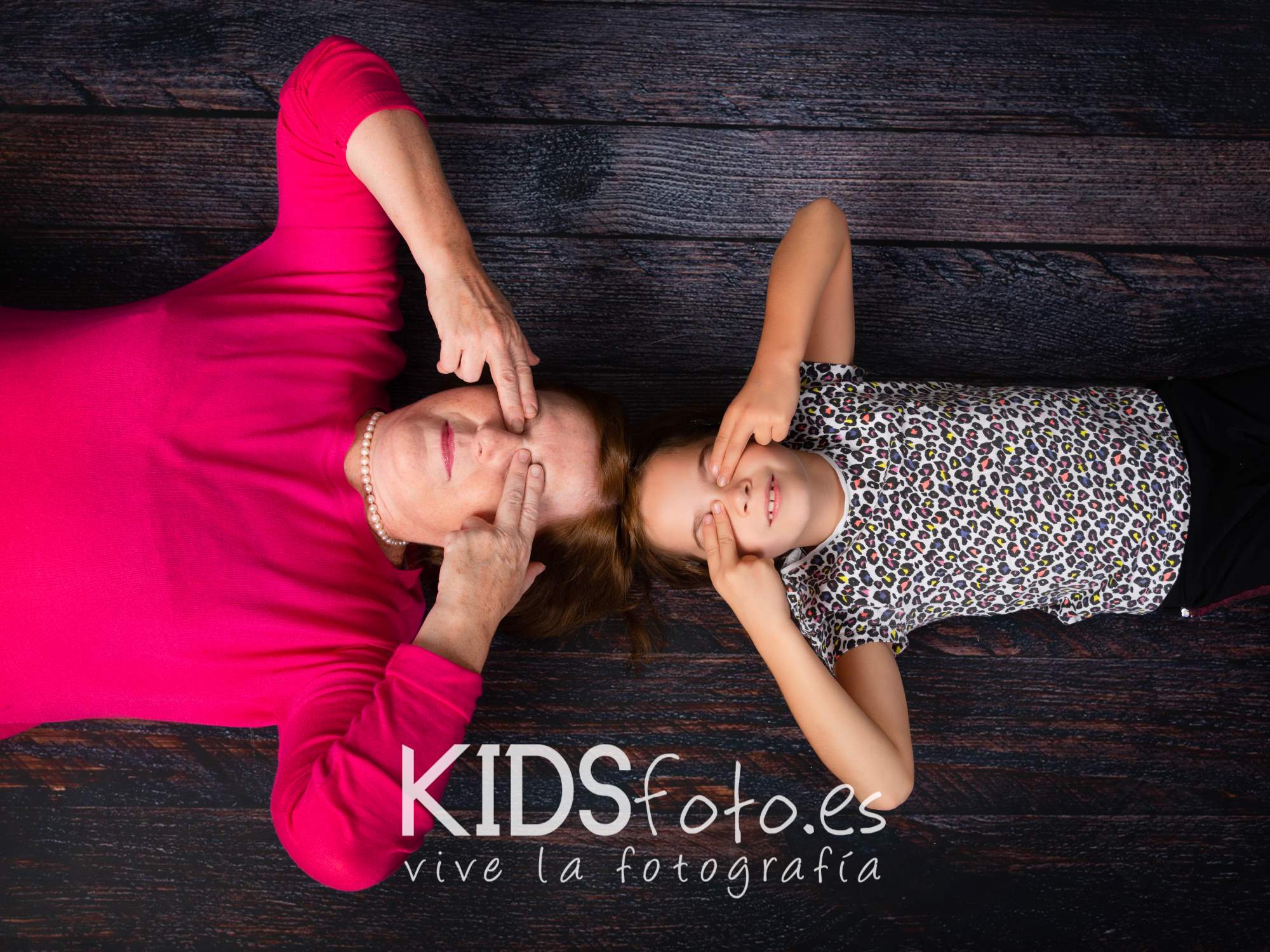 mini sesion madre e hija fotografia familiar e infantil en z Mini sesión Madre e hija, fotografía familiar e infantil en