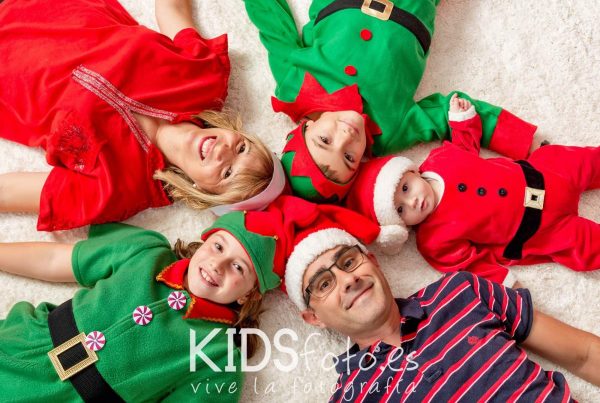 mini sesion navidad hermanos fotografia de navidad en famili Mini sesión navidad hermanos , fotografía de Navidad en fam