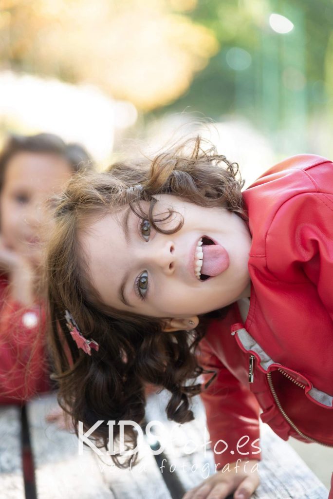 sesión de fotografía familiar en macanad y ebro el pilar en zaragoza fotógrafo infantil y familiar en zaragoza 09
