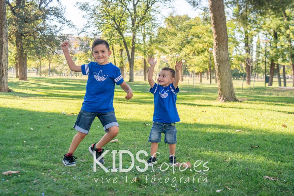 reportaje de familia en exterior y estudio en zaragoza fotografo familair 09