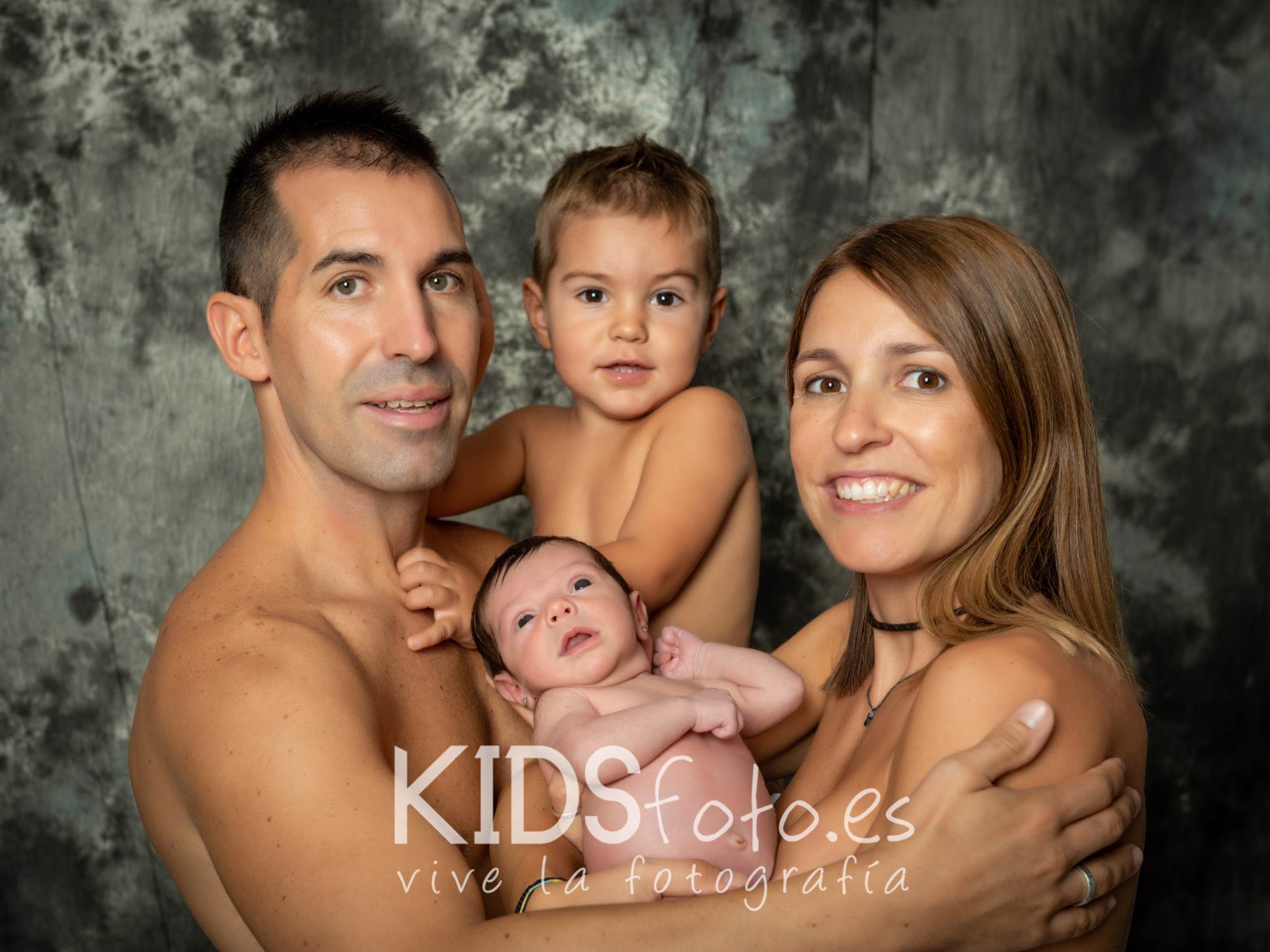 sesión fotográfica premamá recién nacido new born bebé fotografía de embarazo en zaragoza 08
