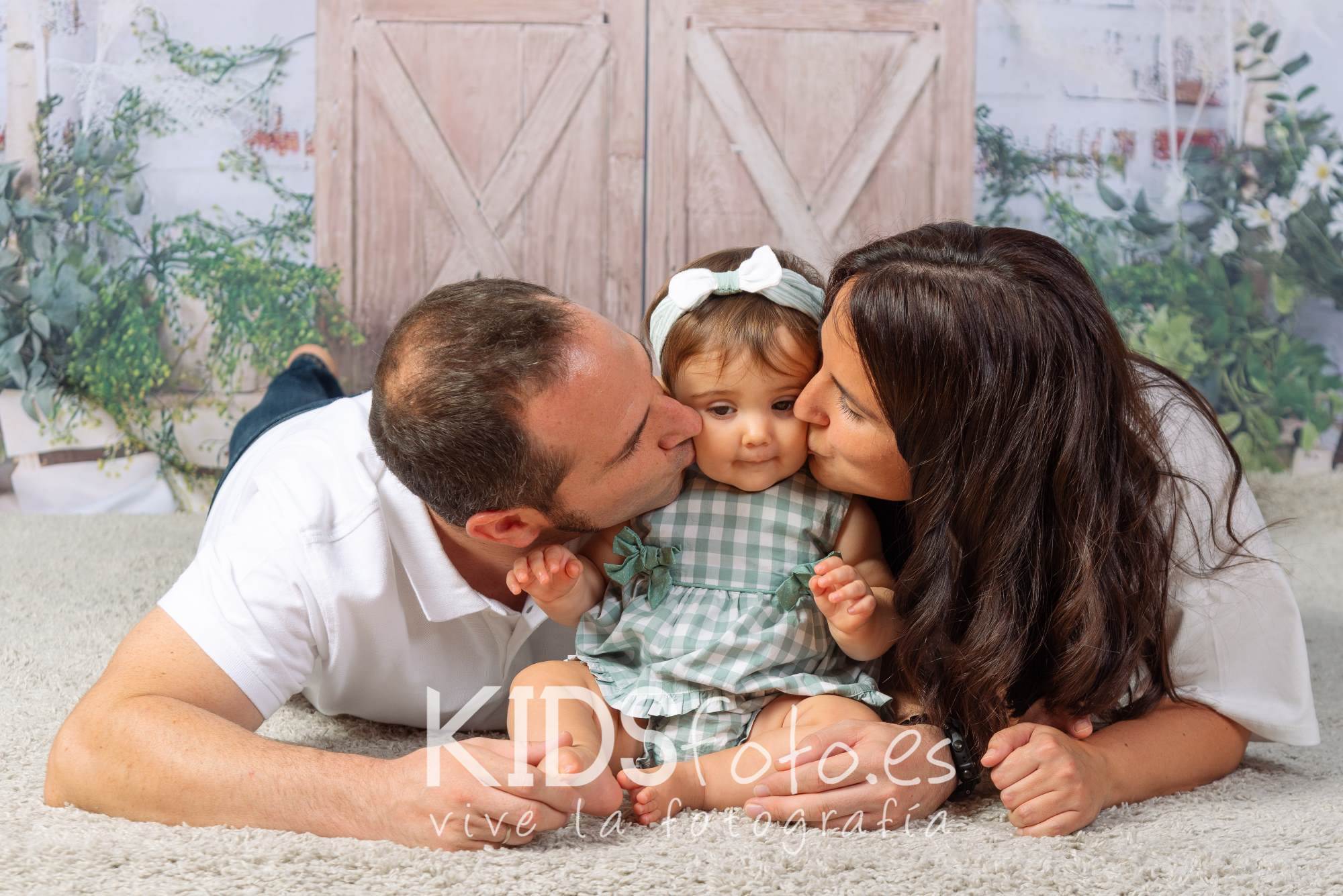 fotografía de estudio con mascota fotografía de niños con mascotas en zaragoza 02