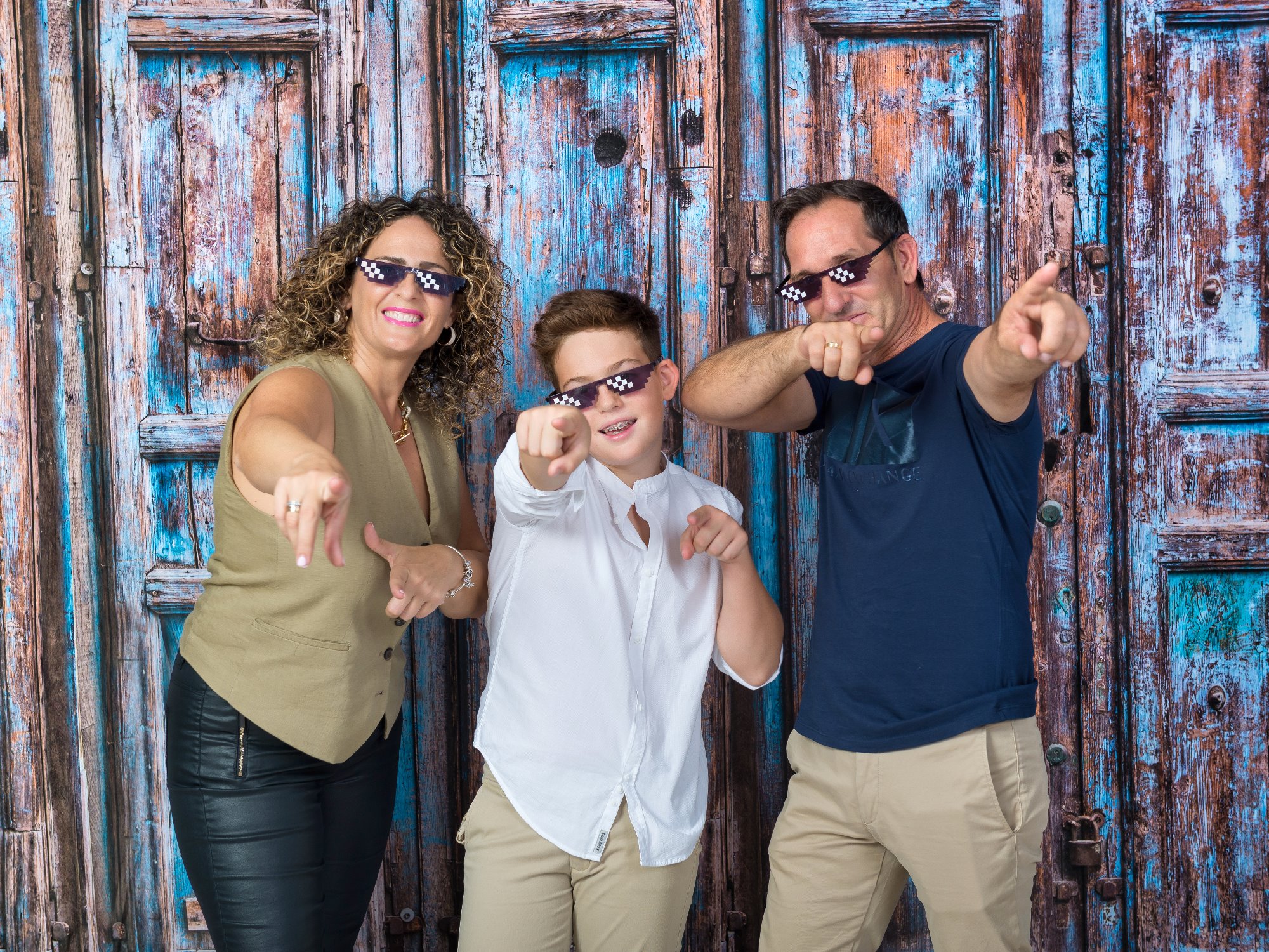 fotografia infantil con padres fotografia de estudio Fotografía infantil con padres. Fotografía de estudio.