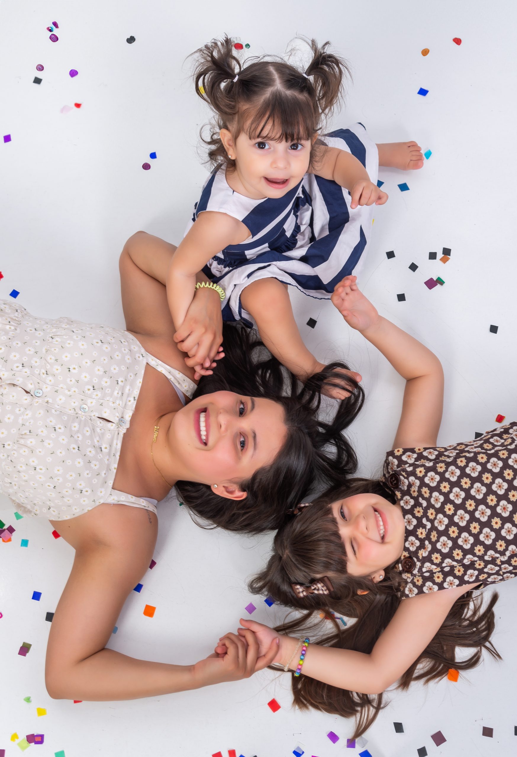 Capturando Momentos Únicos: Fotografía de Embarazo y Bebés en Zaragoza