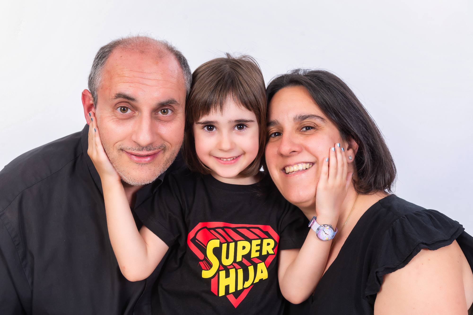 fotografo infantil en zaragoza capturamos la alegria de tus Ventajas de las Mini Sesiones de Estudio: Captura Recuerdos