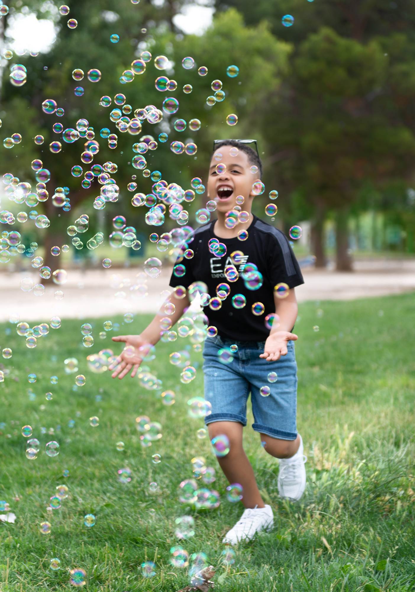 sesion de fotografia infantil en exteriores capturando la ma Sesión de Fotografía Infantil en Exteriores: Capturando la