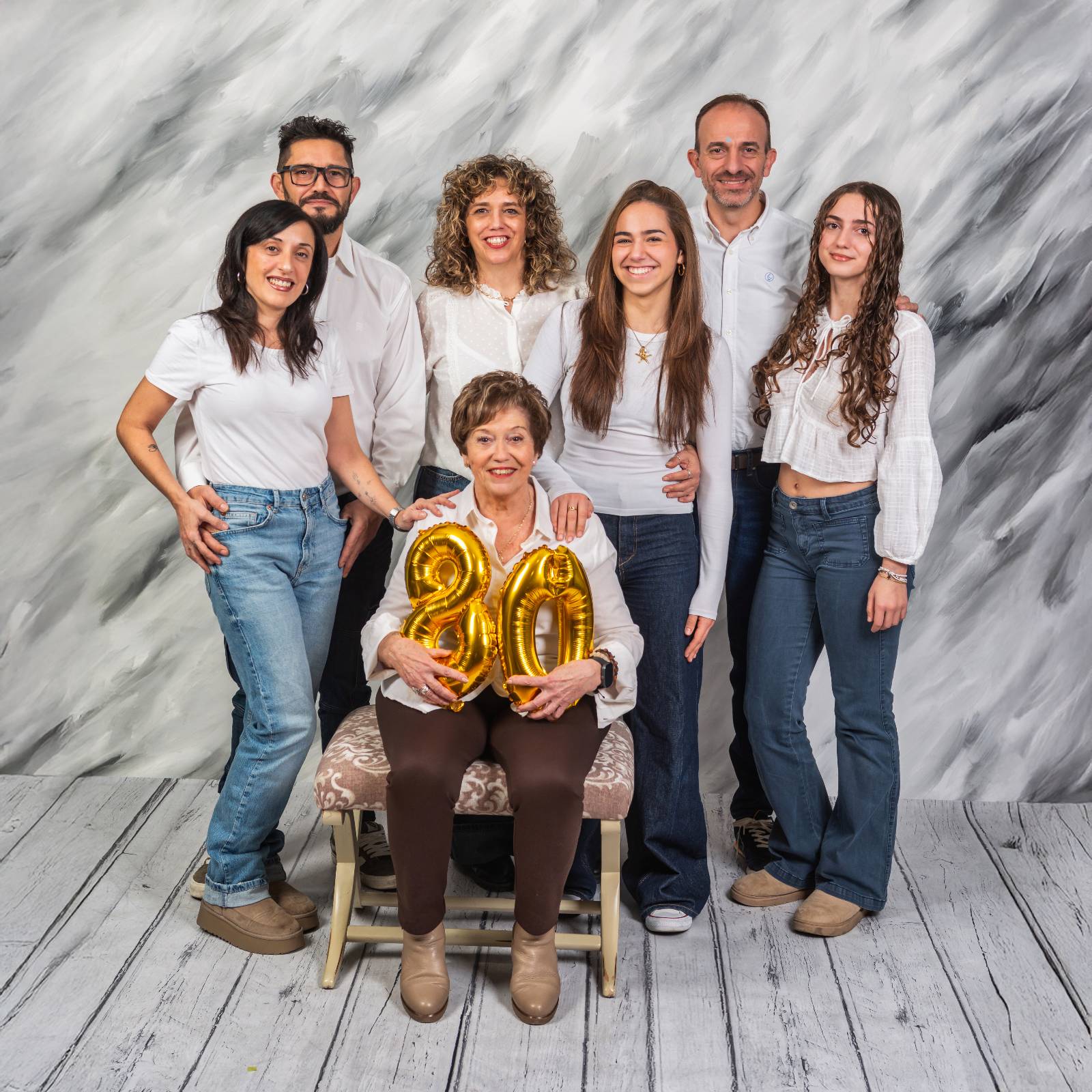 Sesión de fotos familiar en Zaragoza aniversario