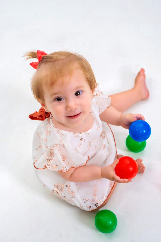 Sesión de fotos para bebés que ya se sientan solos