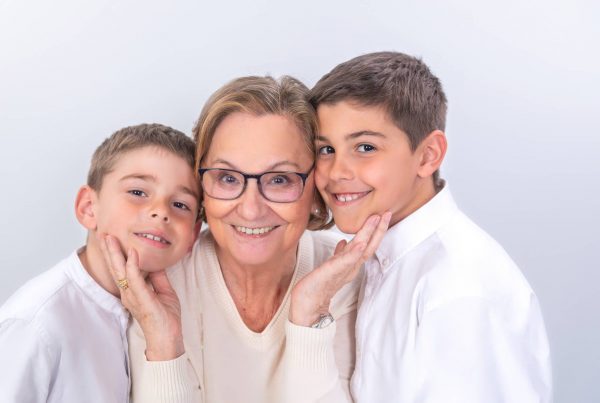 Una sesión de fotos con abuelos y nietos en Zaragoza
